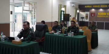 PANGDAM XXII/TAMBUN BUNGAI PIMPIN VICON EVALUASI KARHUTLA BERSAMA JAJARAN KODAM DAN FORKOPIMDA