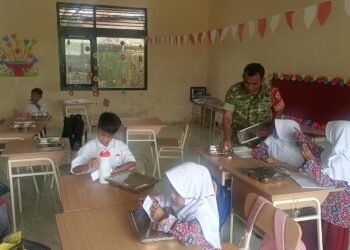 Babinsa Dukung Penyaluran MBG Untuk 2.617 Penerima Manfaat Di Kecamatan Jaya, Aceh Jaya