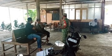 Babinsa Koramil 01/Jaya Dorong Kesadaran Warga Menjaga Lingkungan dari Ancaman Karhutla